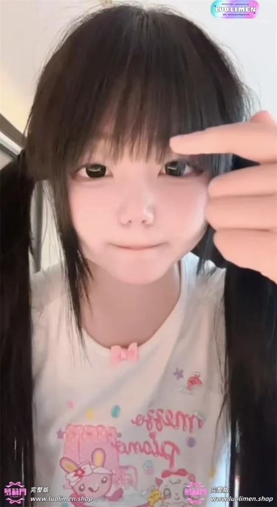 图片[5]-离离 888定制 露脸 超可爱双马尾 女儿服水手服自慰-萝莉门 LUOLIMEN